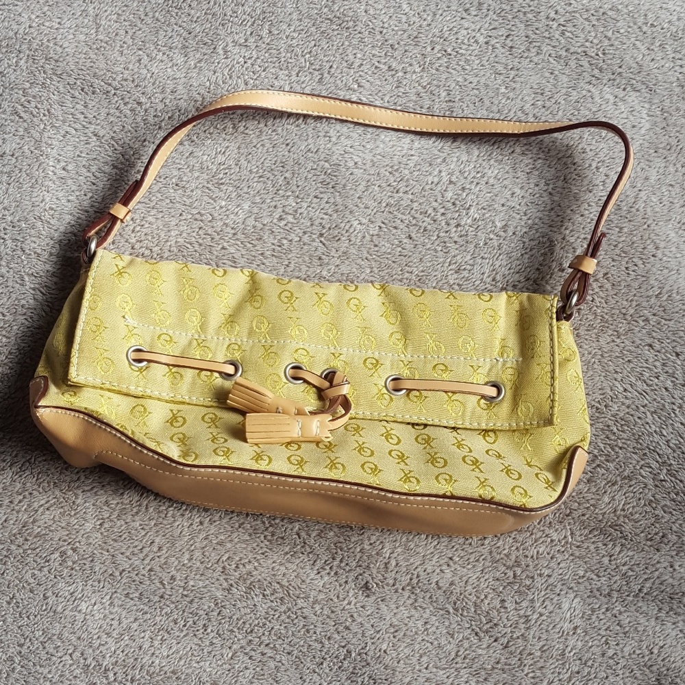 Lime green XOXO shoulder purse